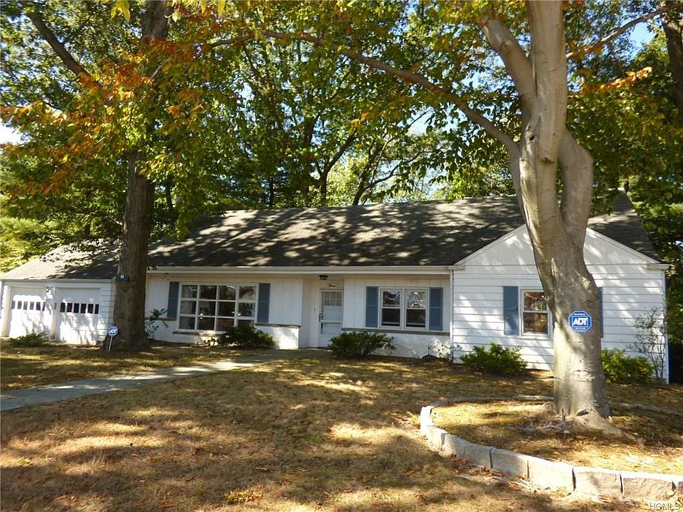 1st image of 173 Chalford Ln