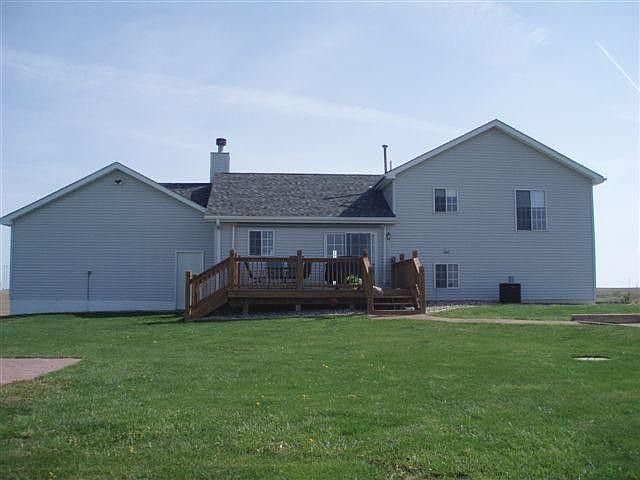 2nd image of 40313 Aspen Rd