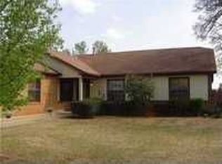 2324 Appleway St, Edmond, OK 73013