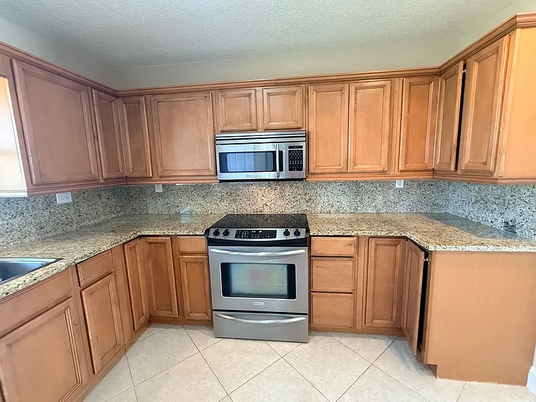 342 Tarpon Ave — Photo 5