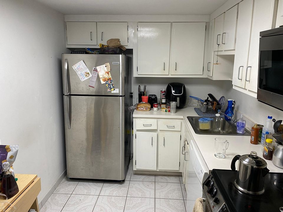 1st image of 6969 Collins Ave APT 507
