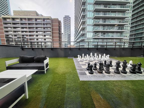 4th image of 117 Broadway Ave #1563768