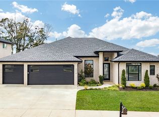 4314 S 87th Pl, Bentonville, AR 72713