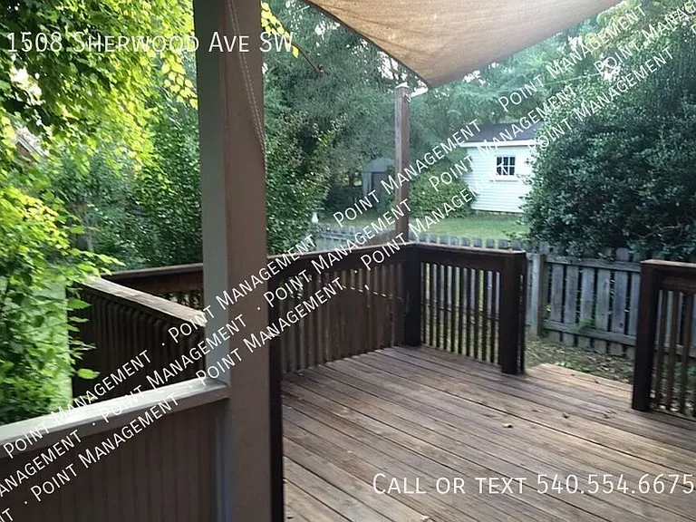 1508 Sherwood Ave SW — Photo 3