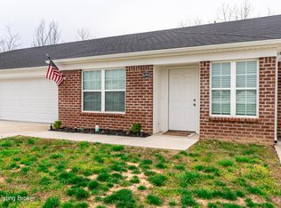 6702 Woods Mill Dr, Louisville, KY 40272