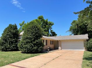 2701 Edgewood Dr, Edmond, OK 73013