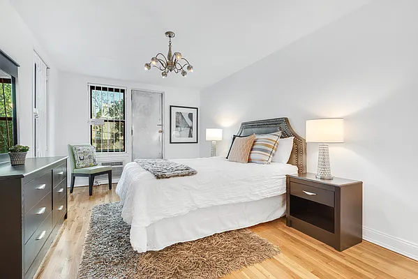 Sold by Corcoran | media 4