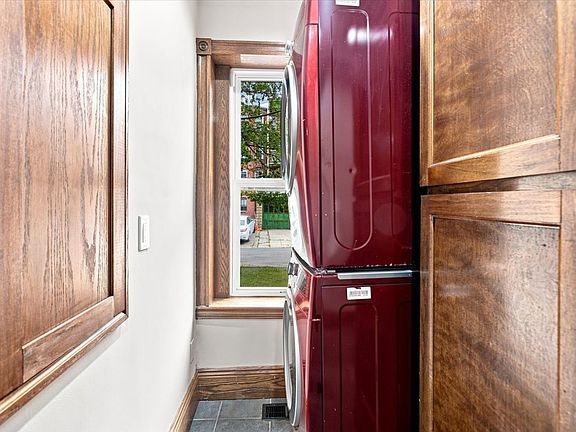 5th image of 12 Strathmore Rd #1