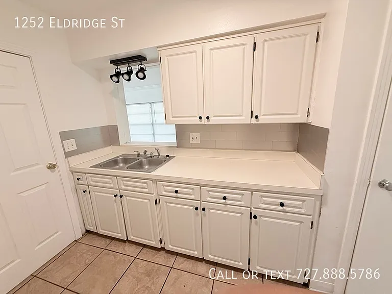 1252 Eldridge St — Photo 20