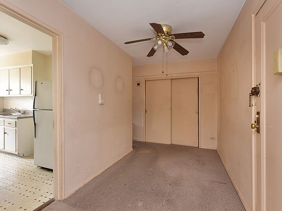 5th image of 14475 Melbourne Ave APT 3B