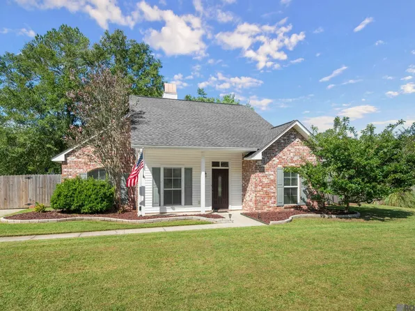32595 Madeline Dr, Denham Springs, LA 70706
