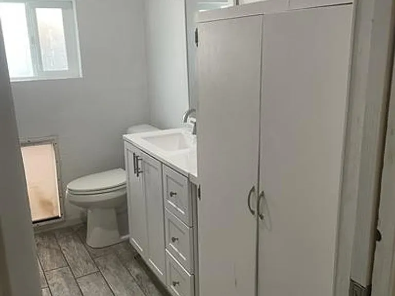 3337 E Flower St — Photo 11