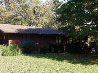 3763 E Hilltop Pl, Springfield, MO 65809