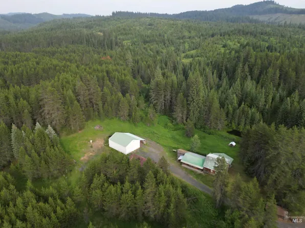 6480 Highway 3, Bovill, ID 83806