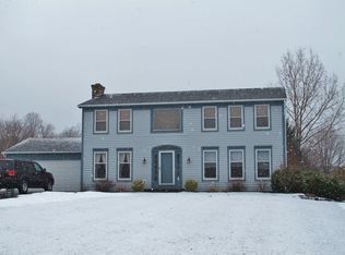 4 Kilkenny Ct, Fairport, NY 14450