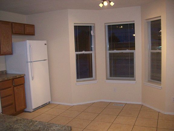 2nd image of 2211 Oliver Ave