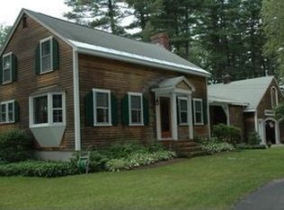 299 Roberts Cove Rd, Alton, NH 03809