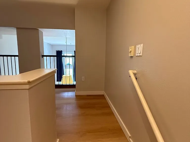 95 McCoppin St #210 — Photo 11