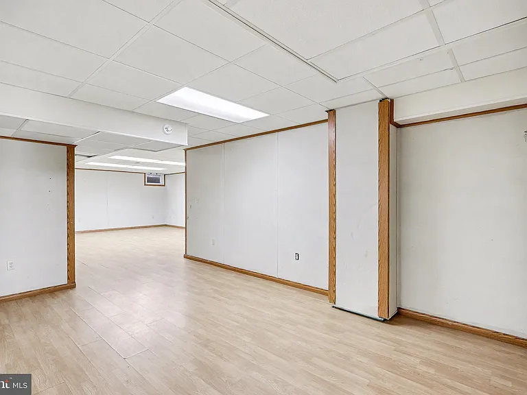 1215 Heritage Hills Dr — Photo 35