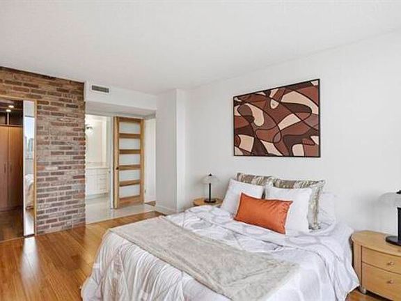 4th image of 10160 115th St NW #1