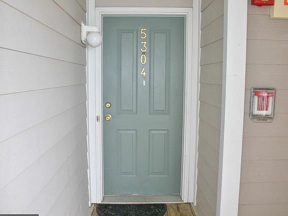 2nd image of 1850 Congressional Village Dr Unit 5304