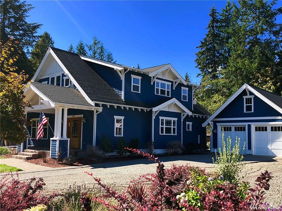 1st image of 7601 Hoogenraad Pl NE