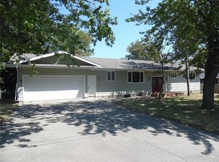 125 W Hilltop Rd, Billings, MT 59105