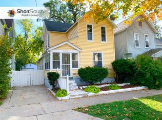 954 Sigsbee St SE, Grand Rapids, MI 49506