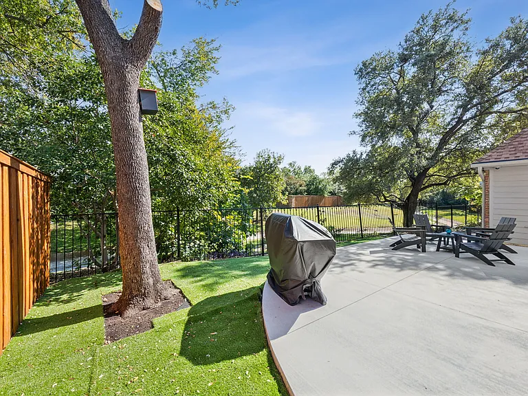 6524 Pheasant Run Rd — Photo 31