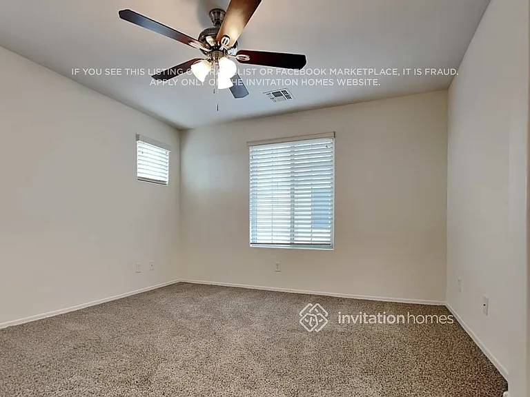 239 N Sandal — Photo 9