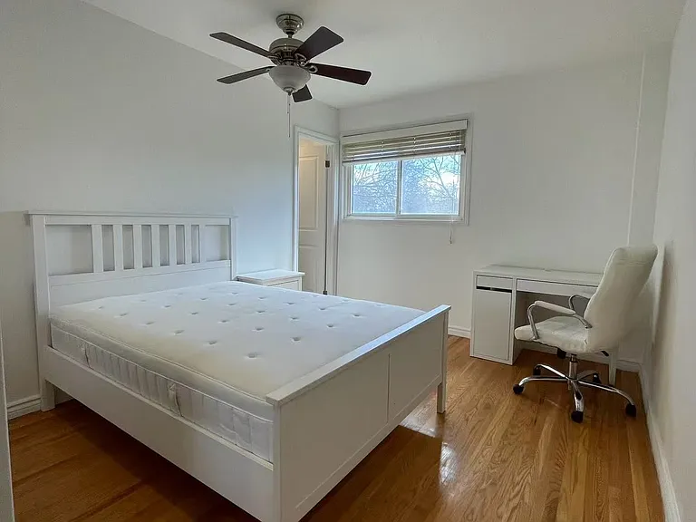 63 Lesgay Cres #UPPER — Photo 6