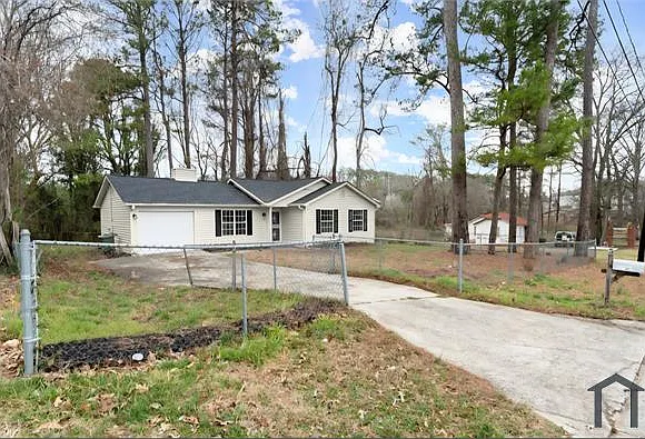 3753 Adamsville Dr SW — Photo 1