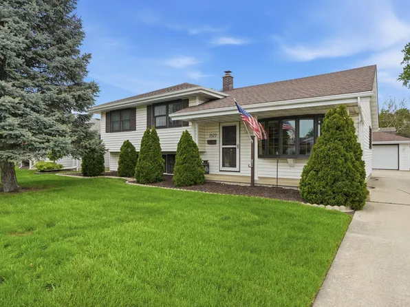 3523 41st Pl, Highland, IN 46322