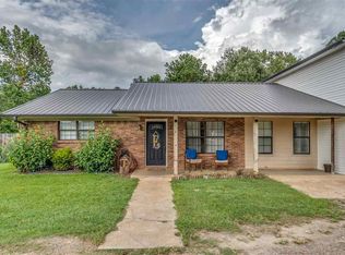 1723 Monterey Rd, Florence, MS 39073