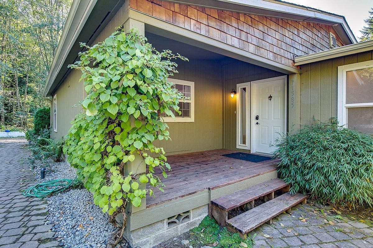 11585 Berry Patch Ln NE, Bainbridge Island, WA 98110 Zillow