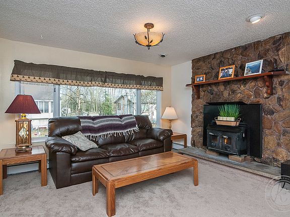 4th image of 2914 N Kobuk Ave