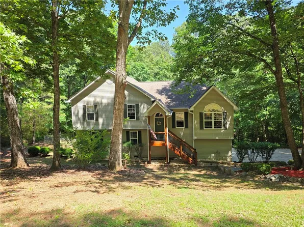 142 Cowan Dr SW, Cartersville, GA 30120