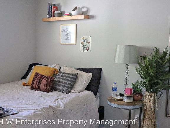5th image of 3951 Saint Johns Ave APT 4A