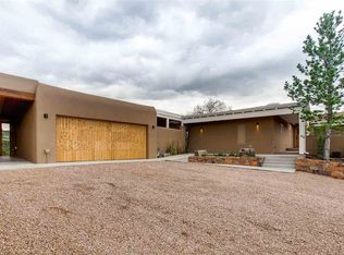 1045 Stagecoach Rd, Santa Fe, NM 87501