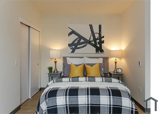 1st image of 7101 62nd Ave NE #602