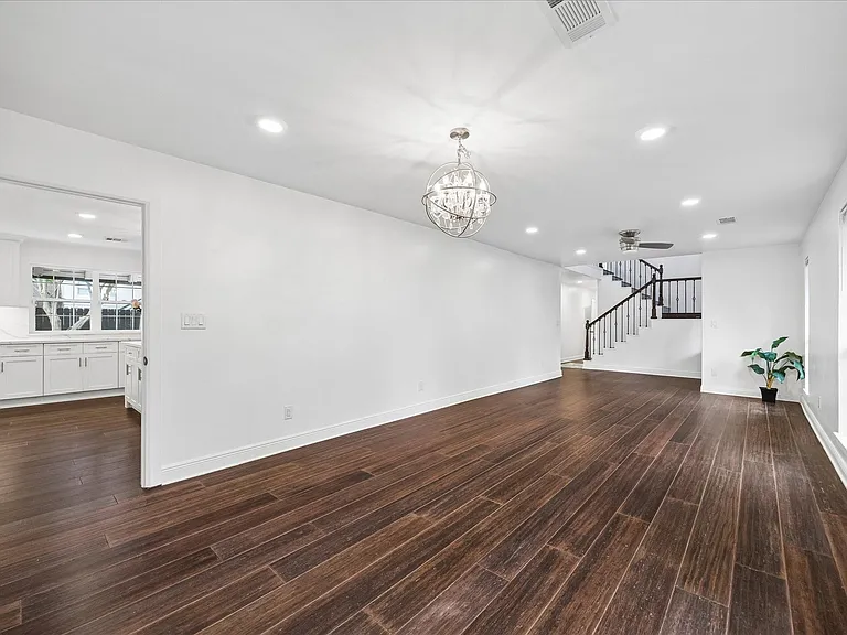 10602 Riverview Dr — Photo 7