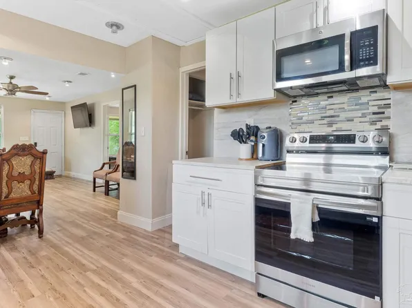 5411 Alabama St, Milton, FL 32570