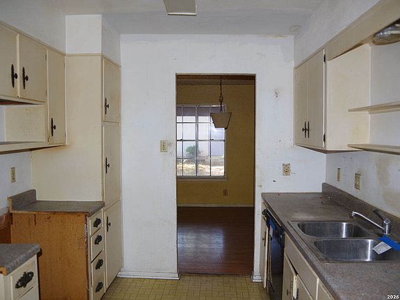 3rd image of 6226 Rue Marielyne