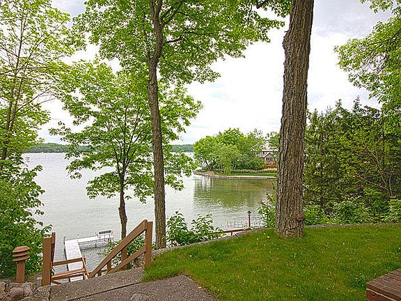 2nd image of 5290 Boettcher Dr