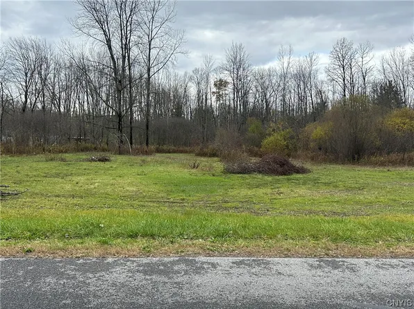 8449 Black Creek Rd #9, Chittenango, NY 13037