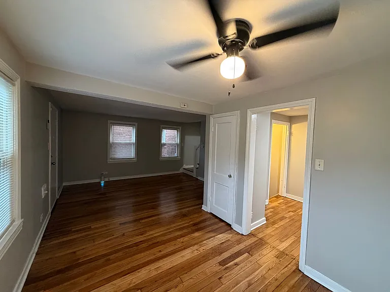 8339 S Hamilton Ave — Photo 3