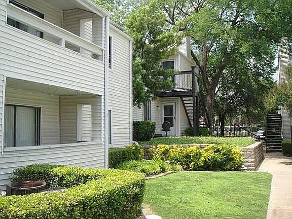 2nd image of 7431 Holly Hill Dr APT 216D