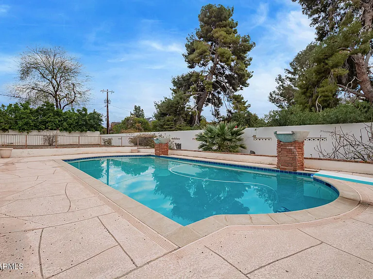 5401 E Exeter Blvd — Photo 42