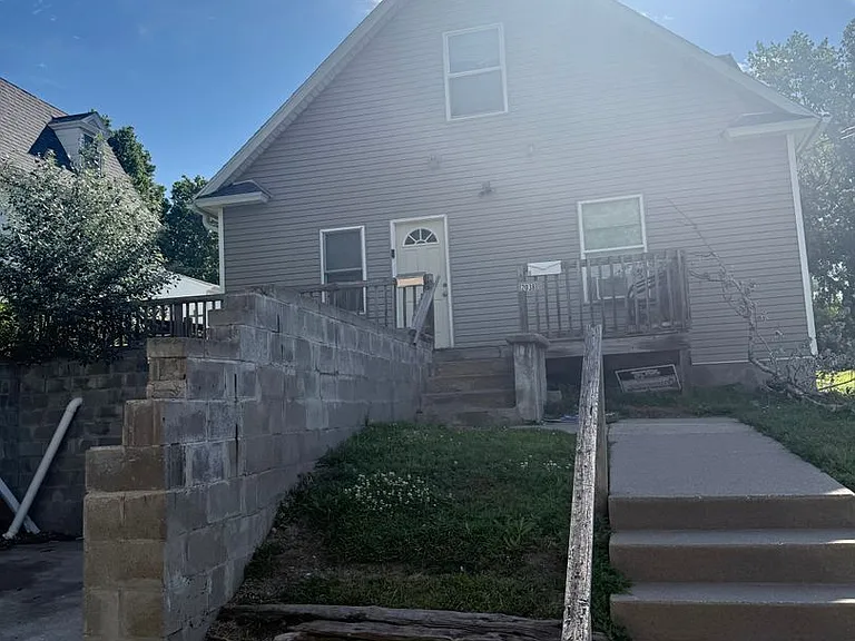 2038-38 1/2 S Cleveland St — Photo 3