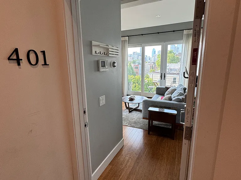 1001 S 17th St #401 — Photo 2